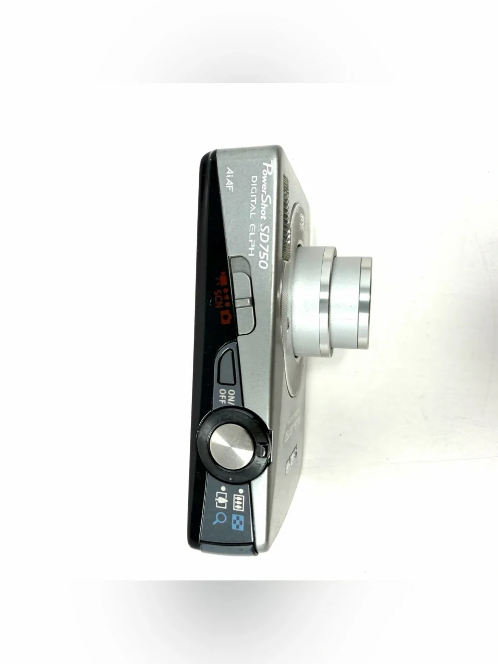 Canon PowerShot SD750 Digital ELPH 7.1 MP Silver Camera AS IS For Parts Repair